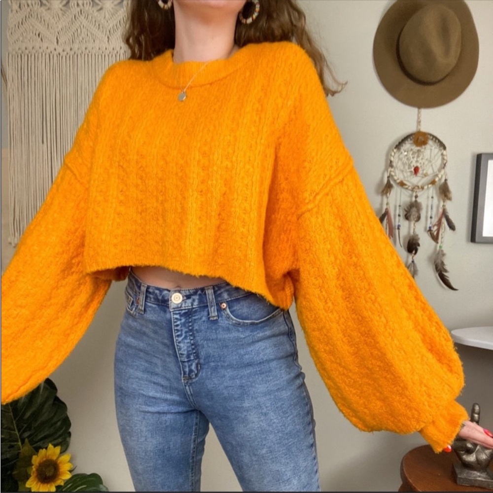 Urban Outfitters Out From Under Orange Cropped Mocked Sweater Ballon Sleeves S